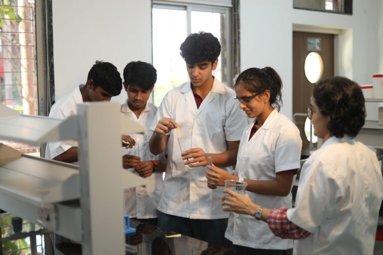 Academics at Corvuss